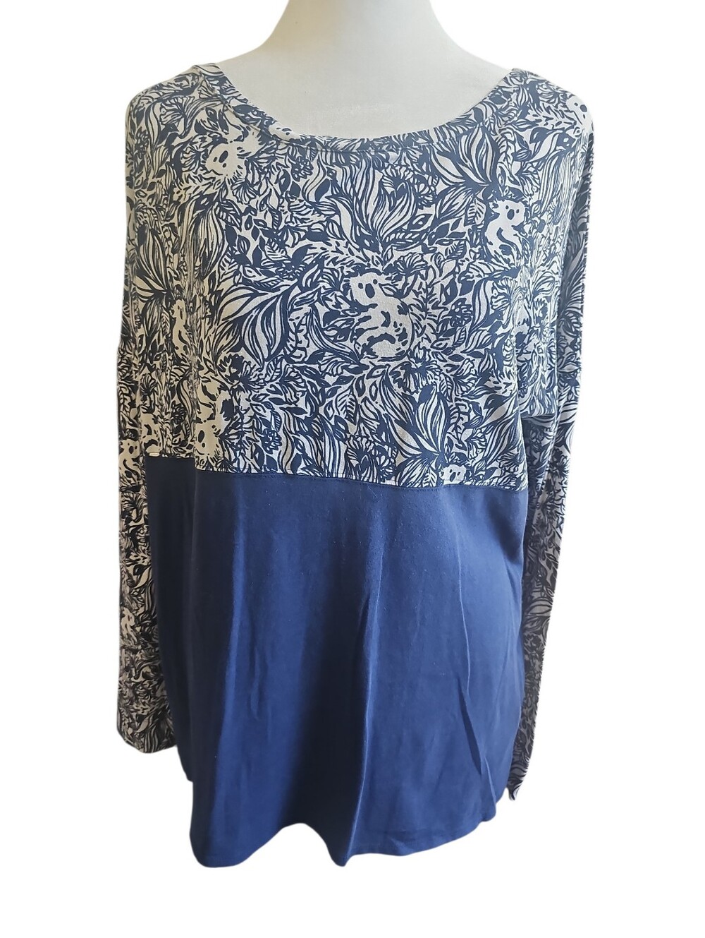 Lilly Pulitzer Finn Top in a High Tide Navy "Gday Mate" Medium